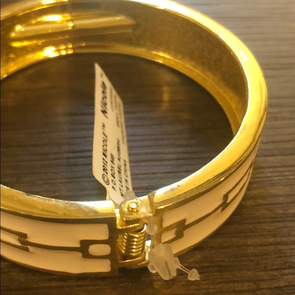 Bracelet - Picture 4 of 4